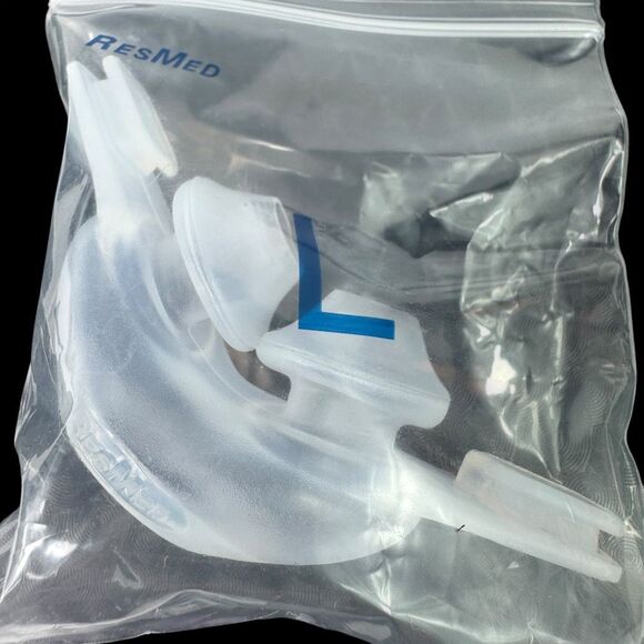 ResMed 61523 Swift FX Replacement Nasal Pillow Cushion - New + Sealed - Large - Picture 3 of 10